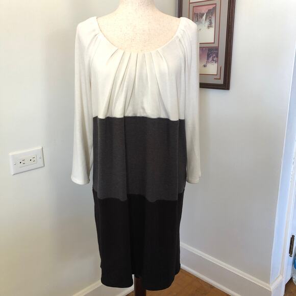 Tiana B Color Block Sweater Dress L Cream Gray Black Made in USA Office Career - Picture 2 of 11